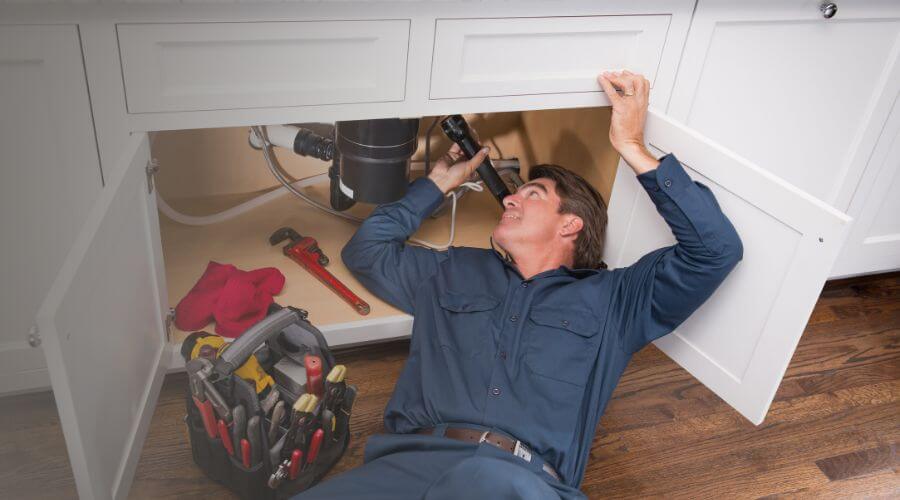 Professional water heater repair in Forreston, IL